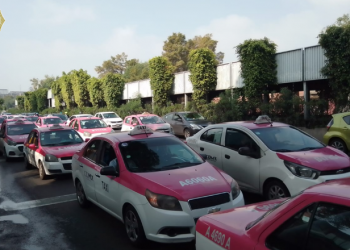 ¿Sabes por qué se manifestaron taxistas en diferentes puntos de la CDMX? Aquí te decimos