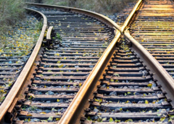 Empresarios advierten desconfianza en la inversión por expropiación de vías férreas