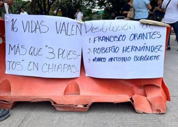 Familiares de funcionarios secuestrados en Chiapas colapsan vialidades