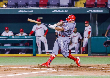 El Águila detiene racha ganadora de los Diablos al llevarse el juego tres