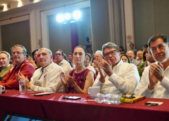 Las corcholatas no tienen prohibido hablar con medios, solo se sugiere no acudir a instrumentos de derecha: Delgado