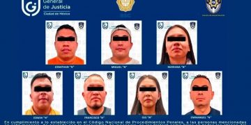 Detienen a 7 servidores públicos en la CDMX
