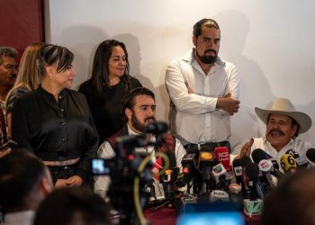 Denuncia Morena privación ilegal de la libertad de 27 colaboradores en Coahuila