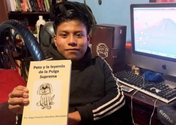 Hugo Francisco presentó “Pato y la leyenda de la Pulga Suprema”