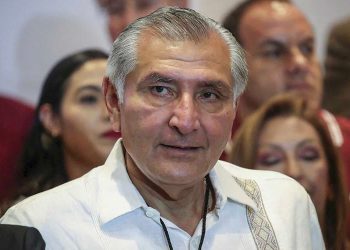 Adán Augusto López presentó anoche su renuncia a la Segob: AMLO