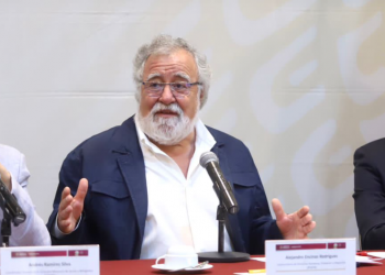 Alejandro Encinas queda como encargado del despacho de la Segob