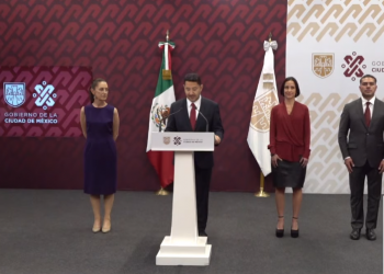 Martí Batres queda al frente de la CDMX, anuncia Sheinbaum