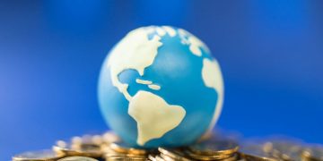 Fitch Ratings revela su previsión del PIB mundial en 2023