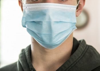 La pandemia en su etapa de crisis terminó, pero debemos tomar precauciones: experto