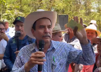 Productores de Sinaloa acuerdan bloquear aeropuerto de Culiacán