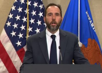 Esto dijo fiscal especial sobre los 37 cargos que enfrenta Trump