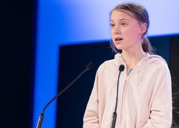 Greta Thunberg asiste a su última huelga escolar