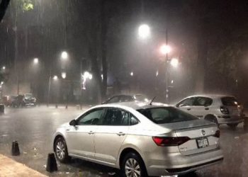 Encharcamientos e inundaciones en la CDMX por las lluvias de anoche