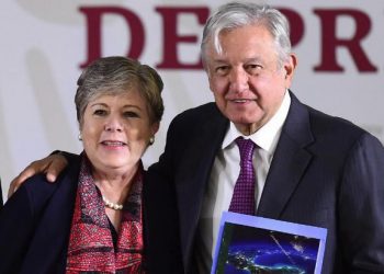 Así agradeció Alicia Bárcena a AMLO titularidad de la cancillería