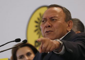 PRD denuncia a Morena ante el INE