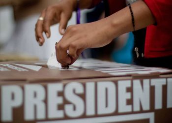 Este senador ya presentó su licencia al cargo para contender por la Presidencia en 2024