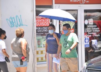 Calor extremo deja un muerto y suspensión de clases en Tamaulipas