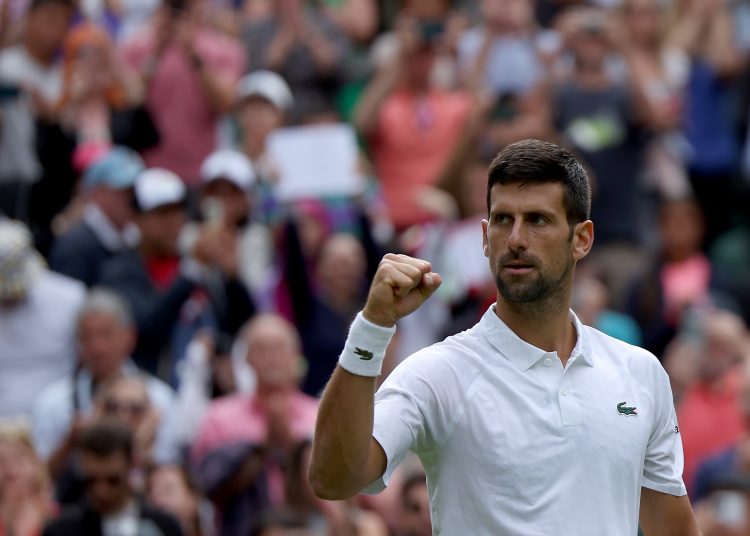 Wimbledon (United Kingdom), 03/07/2023.- Novak Djokovic of Serbia reacts after winning against Pedro Cachin of Argentina in their 1st round match at the Wimbledon Championships, Wimbledon, Britain, 03 July 2023. (Tenis, Reino Unido) EFE/EPA/NEIL HALL EDITORIAL USE ONLY EDITORIAL USE ONLY