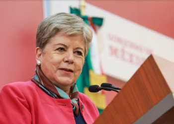 Alicia Bárcena reconoció la vocación de los integrantes del Servicio Exterior Mexicano
