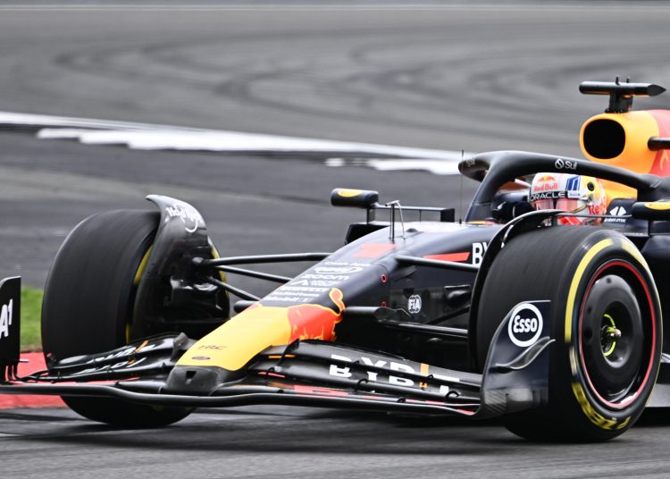 Silverstone (United Kingdom), 08/07/2023.- Dutch Formula One driver Max Verstappen of Red Bull Racing in action
during a Practice session for the British Grand Prix, at the Silverstone Circuit race track in Silverstone, Britain, 08 July 2023. The Formula 1 British Grand Prix 2023 is held on 09 July. (Fórmula Uno, Reino Unido) EFE/EPA/CHRISTIAN BRUNA