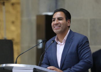 Esto recomienda el presidente de la Jucopo a senadores que salieron del PRI