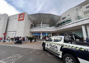 Ataque armado en plaza comercial de Morelia deja dos muertos
