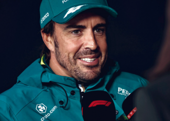 La calificación fue estresante, el coche se comportó bien. Alonso