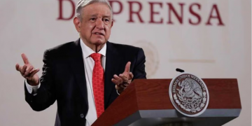 Esto contestó AMLO ante el discurso de Creel durante su registro como aspirante de la oposición