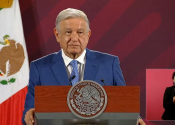 Esto dijo López Obrador sobre las barreras fronterizas puestas por Texas