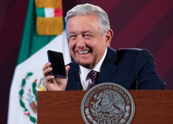López Obrador celebra que haya competencia en redes sociales, acá sus palabras