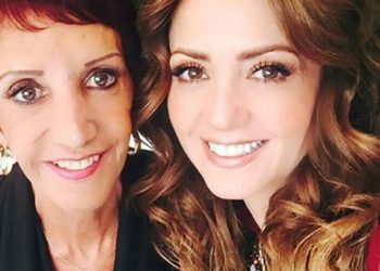 Murió la mamá de Andrea Legarreta