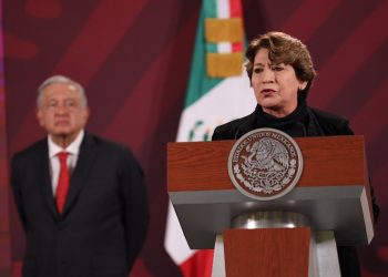 Delfina Gómez y López Obrador se reúnen en Palacio Nacional