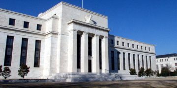 La Fed anunció un aumento de 0.25 puntos porcentuales a la tasa de interés