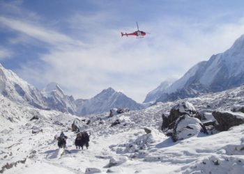 Identifican a mexicanos muertos en accidente en Nepal
