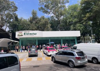 Esto opinan beneficiarios de que el Banco del Bienestar sea el único proveedor para cobrar pensión de adultos mayores