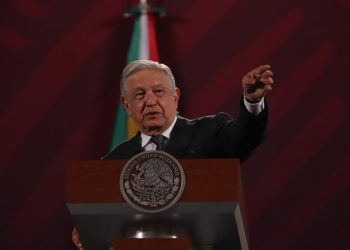 El INE y el Tribunal Electoral quisieran silenciarme: López Obrador