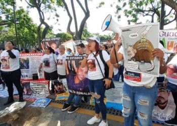 Parar la búsqueda de personas desaparecidas en Jalisco es una manera de silenciarnos: Héctor Flores 