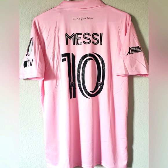 La camiseta del Inter Miami con el nombre de Messi, ya se dejó ver