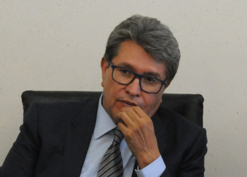 Soy el que menos recursos ha gastado, llevo una campaña muy austera: Monreal