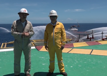 Pemex confirma dos muertos tras incendio en plataforma