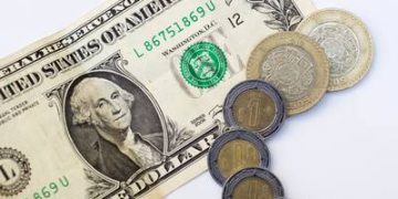 Superpeso impone nuevo récord ante el dólar