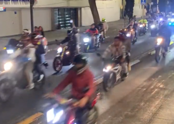 Regresan las caóticas rodadas de motos en CDMX