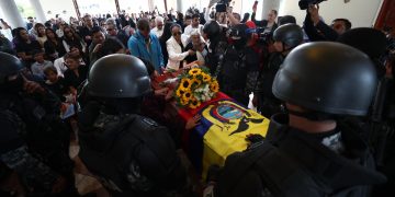 La esposa de Villavicencio acusa al Estado ecuatoriano y al correísmo del asesinato
