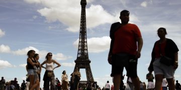 Momentos de tensión se vivieron en la Torre Eiffel