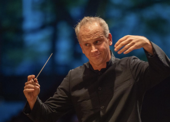 Enfoque en Escena: La Orquesta Sinfónica de Minería despide su Temporada Verano 2023