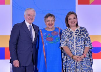Beatriz Paredes destaca la construcción del Frente Amplio como trascendente