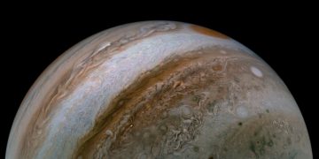 Descubren un exoplaneta similar a Júpiter 