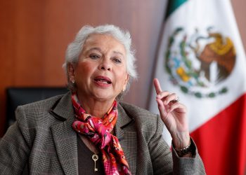 Sánchez Cordero descarta cobro de facturas del gobierno contra Luis María Aguilar, por amparo contra libros de texto