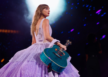 Taylor es un fenómeno social y económico, a raíz de la pandemia adquirió profundidad en las personas: Especialista