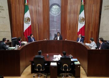 Pierde votación Janine Otálora para que Xóchitl Gálvez y Creel pidieran licencia